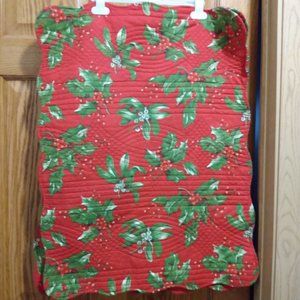 Holly Red Cotton Quilt Pillow Shams (Set Of 4) Queen Size